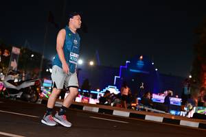 BIB: 41109
                            <button type="button" onclick="openModal(15317201)" class="btn btn-primary btn-sm float-right btn-popup" data-toggle="modal" data-target=".modal-high-quality">
                        <i class="fas fa-shopping-cart"></i> Add to Cart
                    </button>
                                            <button type="button" onclick="isThisMe(15317201, true)" class="btn btn-success btn-sm float-right btn-popup btn-isme hidden" data-toggle="tooltip" data-placement="bottom" title="นี่คือรูปของคุณใช่ไหม คลิกที่นี่เพื่อเอาเข้าอัลบั้ม">
                        <i class="fas fa-plus"></i> Add to album
                    </button>
                    <button type="button" onclick="isThisMe(15317201, false)" class="btn btn-warning btn-sm float-right btn-popup btn-isnotme hidden">
                        <i class="fas fa-ban"></i> Remove from album
                    </button>